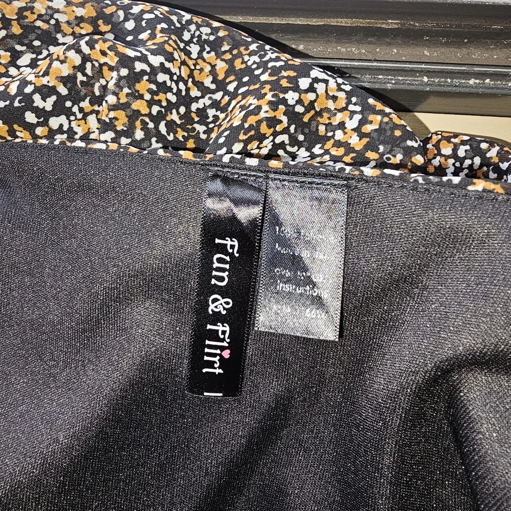 Wrap design blouse colorful - Picture 2 of 5